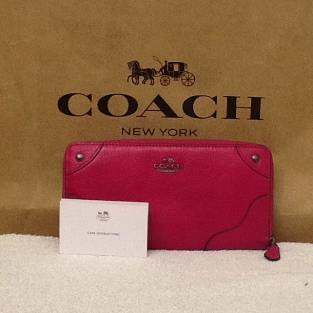 Coach zippered  wallet